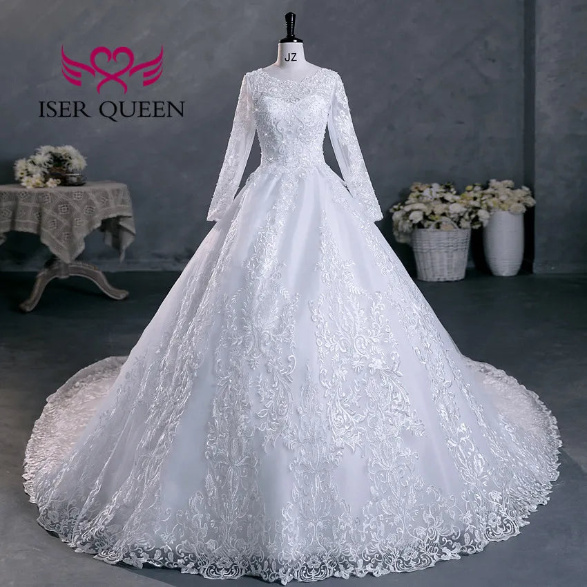 Customized Full Sleeves Pretty Lace Appliques Wedding Dresses 2026 New Plus Size Ball Gown Princess Bride Dress Elegant WX0301
