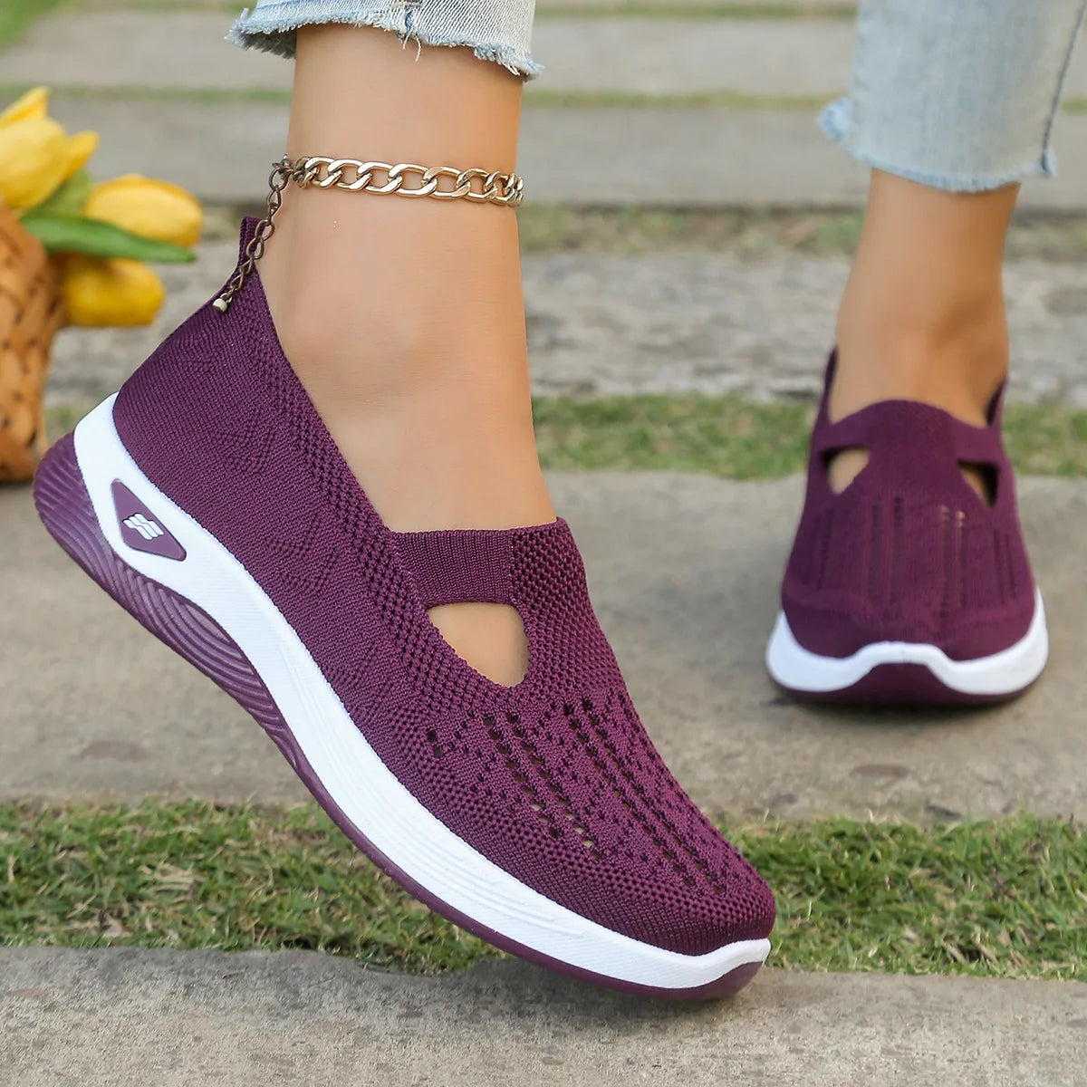 Spring New Women's Sports Shoes, Fashionable, Breathable, Lightweight, Non-slip, Wear-resistant, Casual Sports Shoes, Flat Shoes