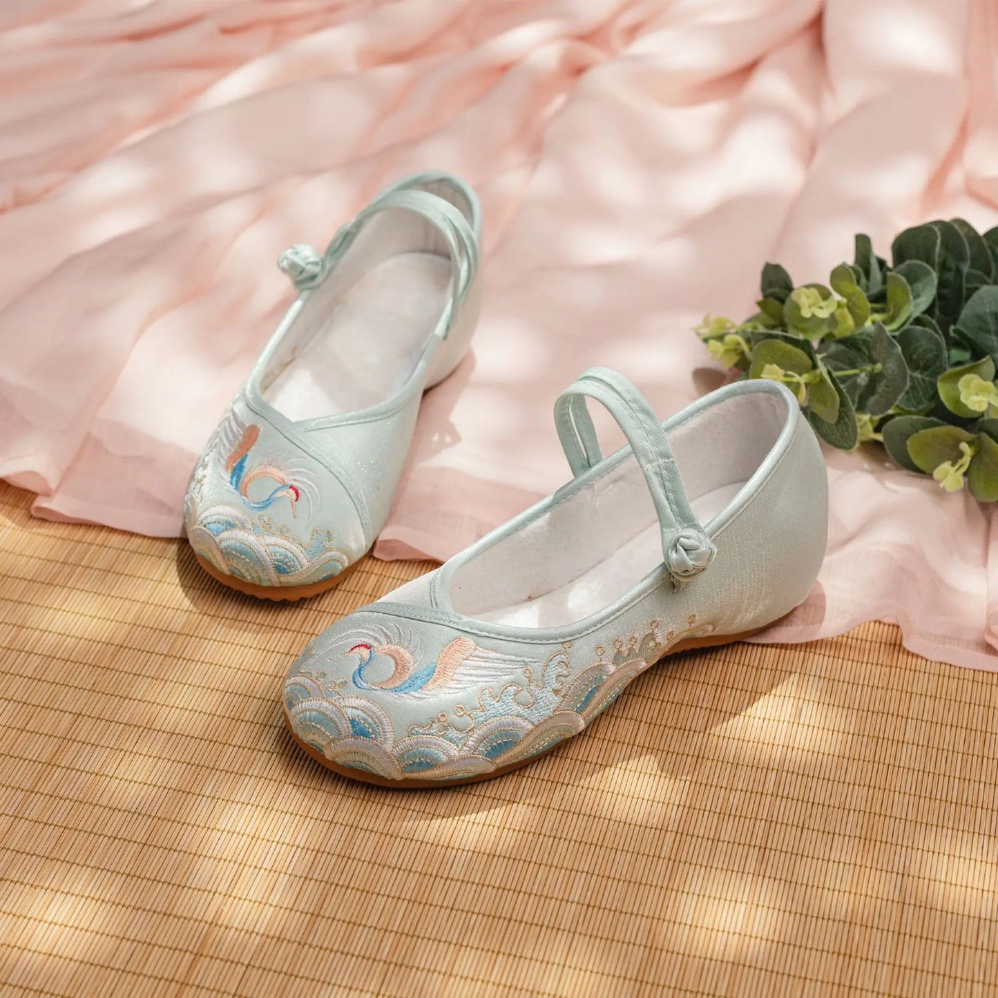 Embroidery Old Beijing Cloth Shoes Streetwear Embroidery Casual Vintage Cheongsam Autumn Sneakers Women Shoes Ethnic Style