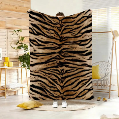 Fashion Animal Print Throw Lightweight 240g Flannel Blanket Soft Skin-friendly for Summer Cooling