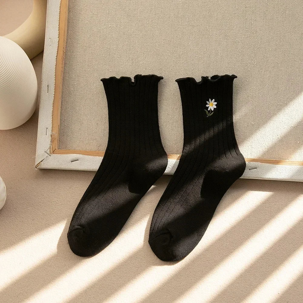 New Style Crew Socks for Women Spring Fashion Cute Flower Long Cotton Socks Japanese Style Breathable Casual Trendy Absorb Sweat