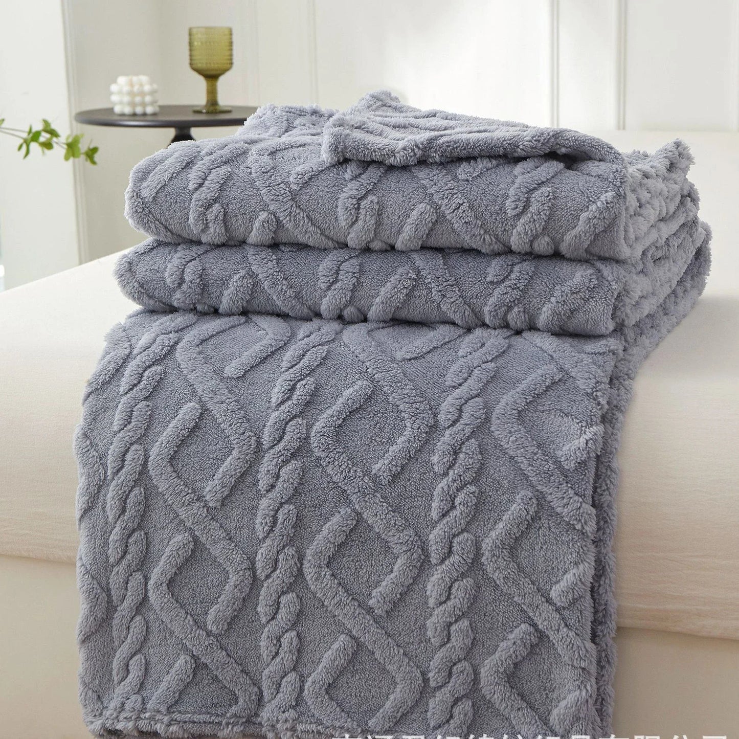 New Winter Coral Fleece Blankets Home Cozy Office Sofa Blanket Warm Nap Throw Blanket Travel Textile Fleece Thick Warm Blankets