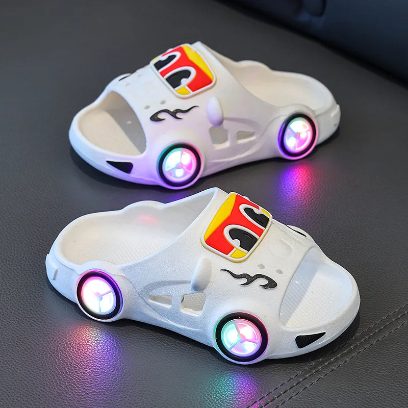 Cartoon Slipper Fashion Versatile Light Up Girl Shoes Cute Car Anti Slip Kid Slippers Classic Light Boy Shoe Casual Home Sandal