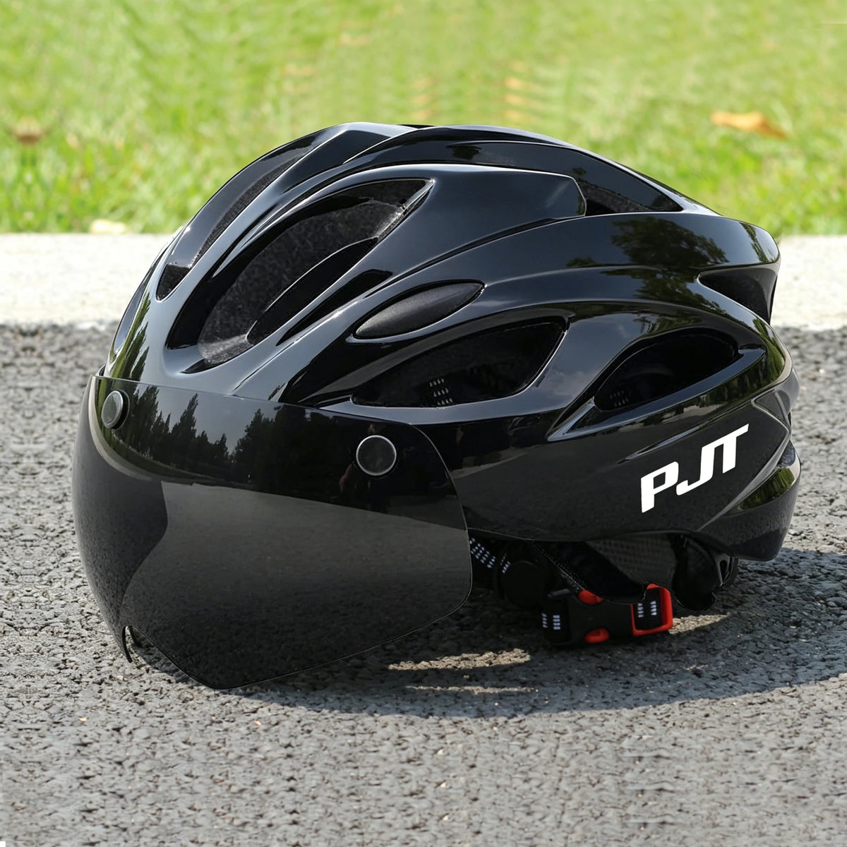 PJT Ultra-Light Magnetic Goggles Bicycle Helmet Lightweight PC Shell & EPS Foam Construction Cycling Helmet MTB Bike Helmet