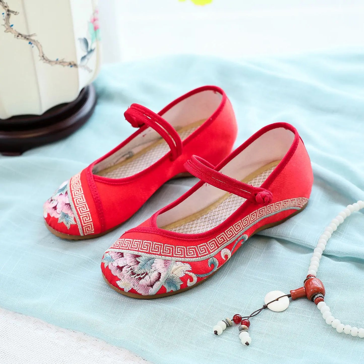 Embroidery Old Beijing Cloth Shoes Streetwear Embroidery Casual Vintage Cheongsam Autumn Sneakers Women Shoes Ethnic Style