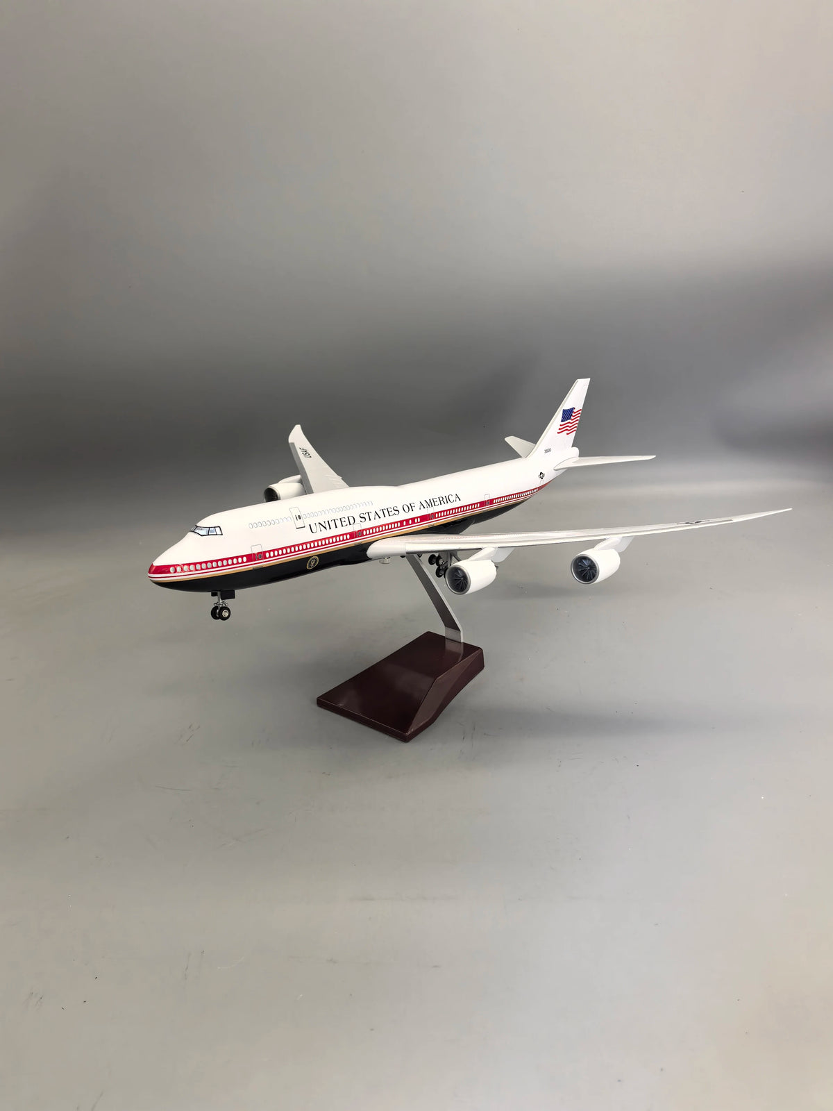 New 47cm Large Scale American Air Force One B747 Airplane Model Kit with Stand for Adult Aviation Souvenir Gift or Plane Toy