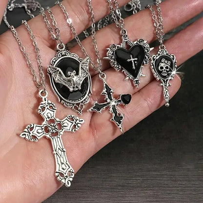 5Pcs Gothic Necklace Set For Women Halloween Jewelry Heart Bat Spider Cross Pendant Sweater Chain Trendy Daily Accessories Gift