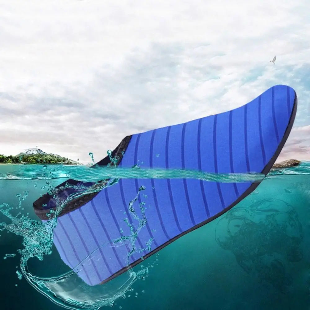 Women Upstream Wading Slippers Men Water shoes Swimming Aqua Shoes Beach Shoes Unisex Sneakers Breathable Light Seaside