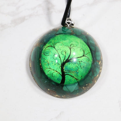 Natural Crystal Gravel Personalized Pendant For Men And Women