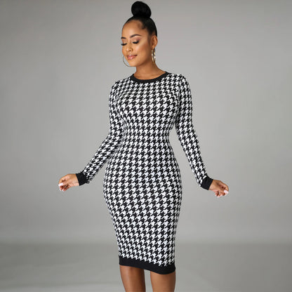 Long-sleeved Round-neck Back Cut-out Dress