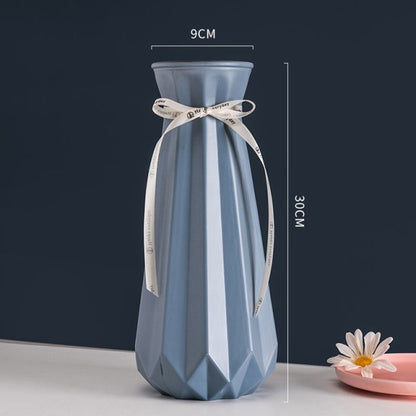 Frosted Glass Vase With Dried Flowers Indoor Table Setting