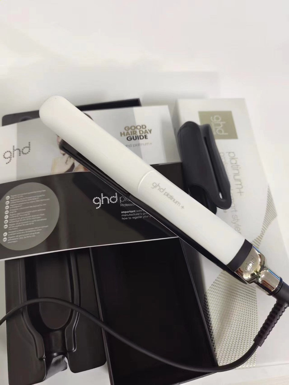 Black And White Platinum Dry Roll Straight Three-in-one Wired Hair Straightener