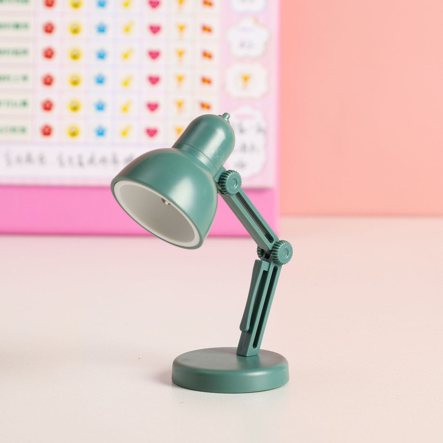 Small Night Light Magnetic Table Lamp With Eye Protection