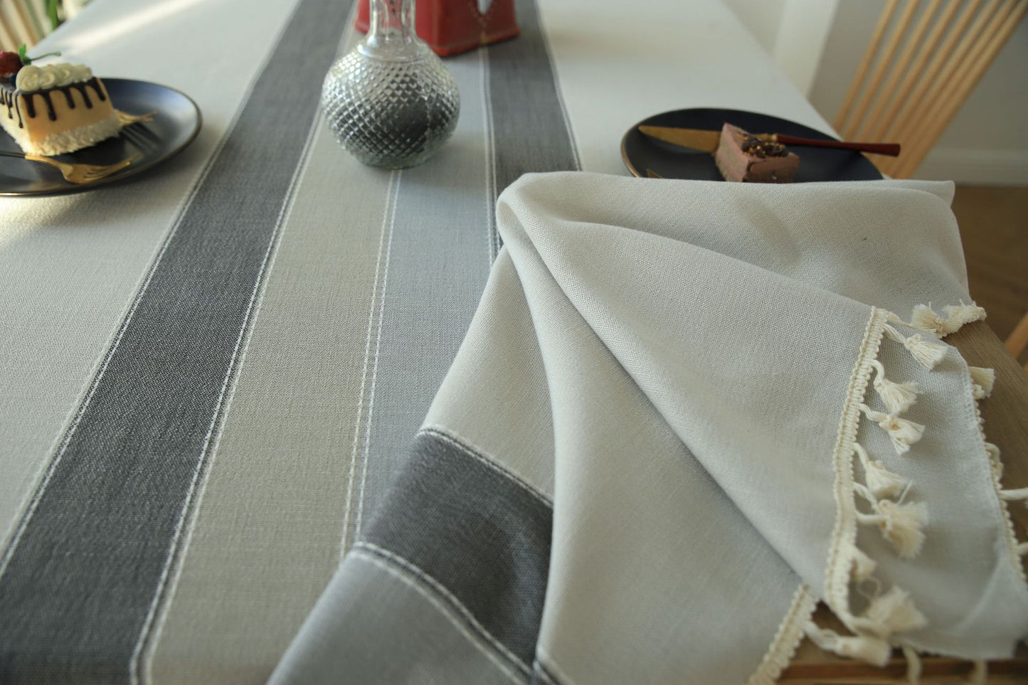 New Cotton And Linen Tassel Table Flag