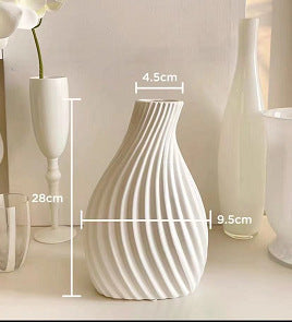 Simple Modern Black And White Geometric Ceramic Vase Ornaments