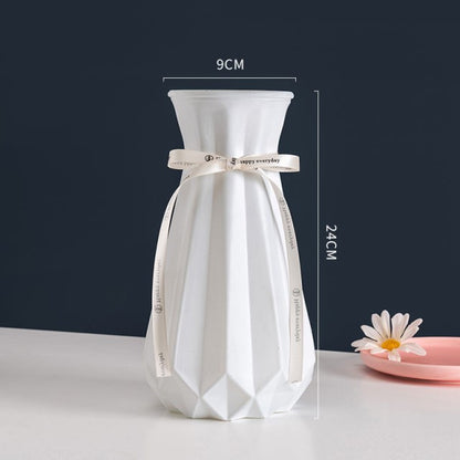 Frosted Glass Vase With Dried Flowers Indoor Table Setting