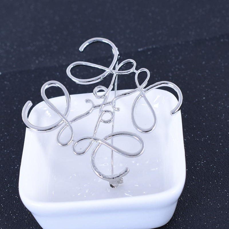 New Women's Personalized Fashion Brooch