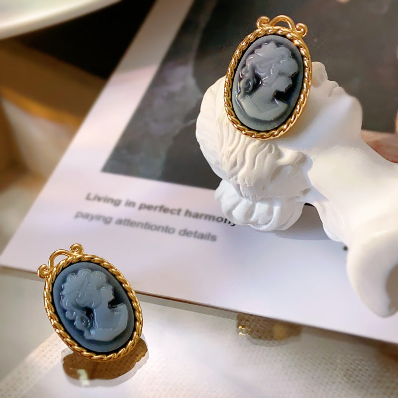 Vintage Fried Dough Twist Relief Oval Earrings