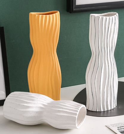 Nordic Creative Hand-painted Vase Ceramic Black And White Vertical Pattern Flower