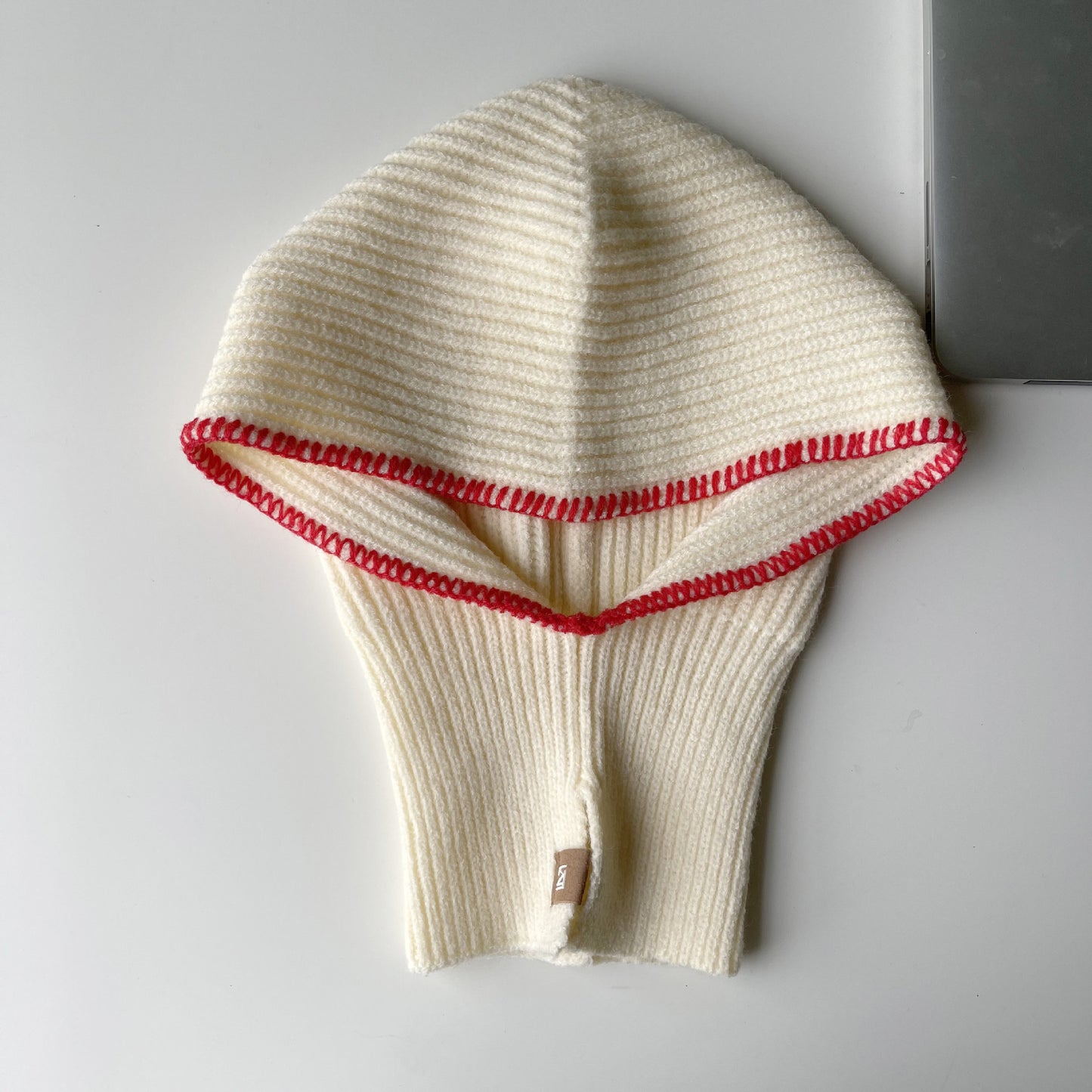 Special-interest Design Autumn And Winter Warm Cool Contrast Color Edge Sealing One-piece Scarf Knitted Woolen Cap