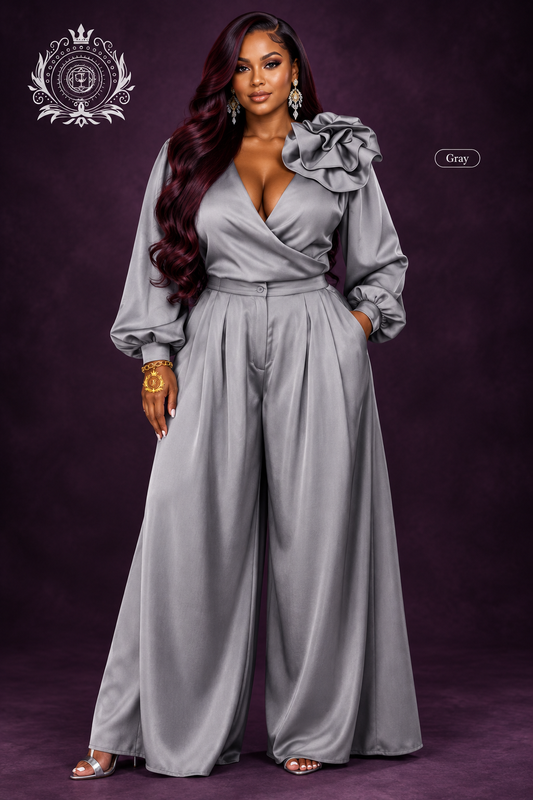 Gray rosette pants set model