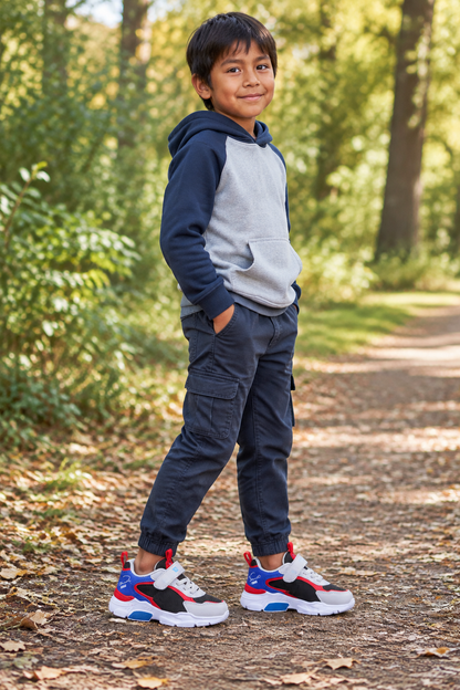 Little boy wearing the shoes from photo 3
